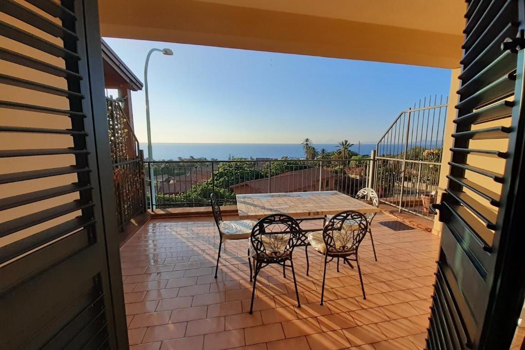 Photo of Patio Balcony in Piraino
