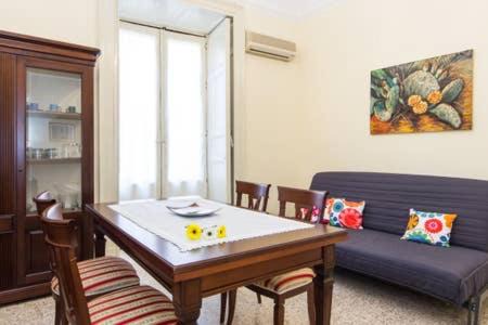 Photo of Livingroom in Old Town