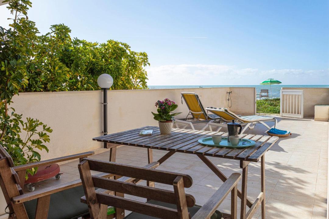 Photo of Patio Balcony in Punta Secca