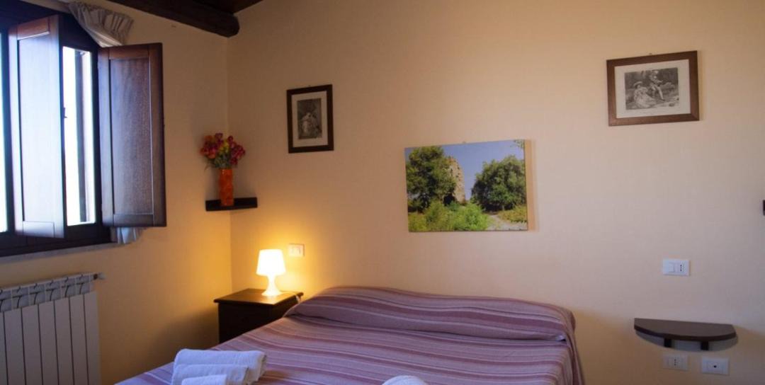 Photo of Bedroom in Lascari