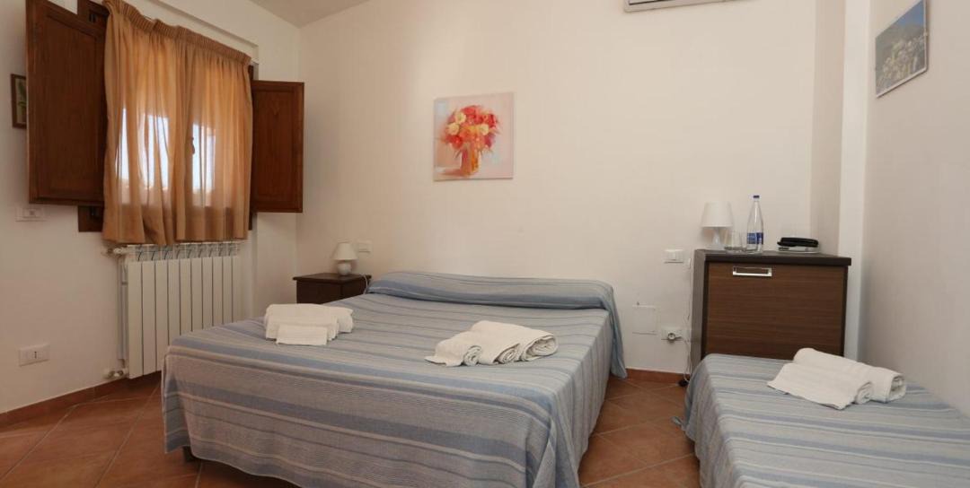 Photo of Bedroom in Lascari