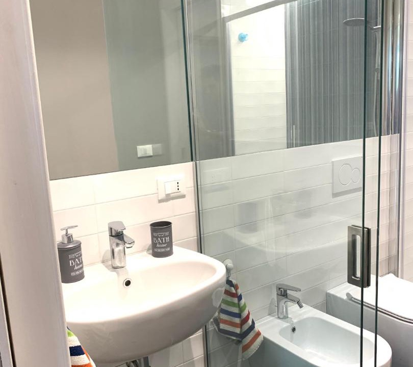 Photo of Bathroom in Picanello-Ognina-Barriera-Canalicchio