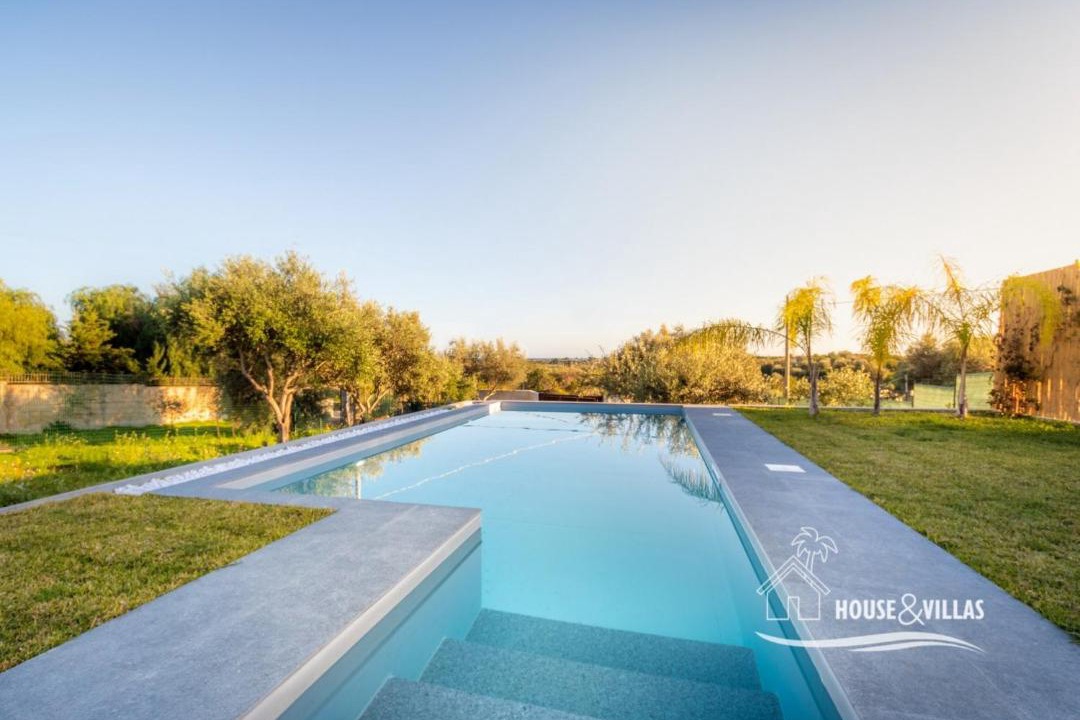 Photo of Outdoor in Avola