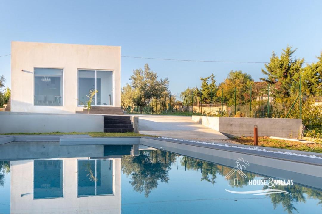 Photo of Outdoor in Avola