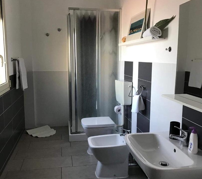 Photo of Bathroom in Avola