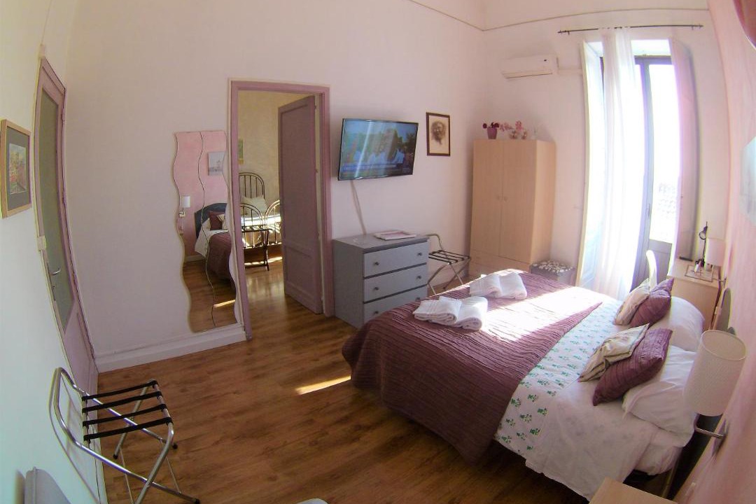 Photo of Bedroom in Catania City Centre