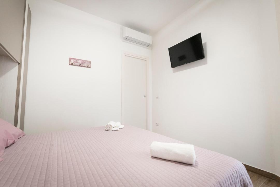 Photo of Bedroom in Noto Historic Centre