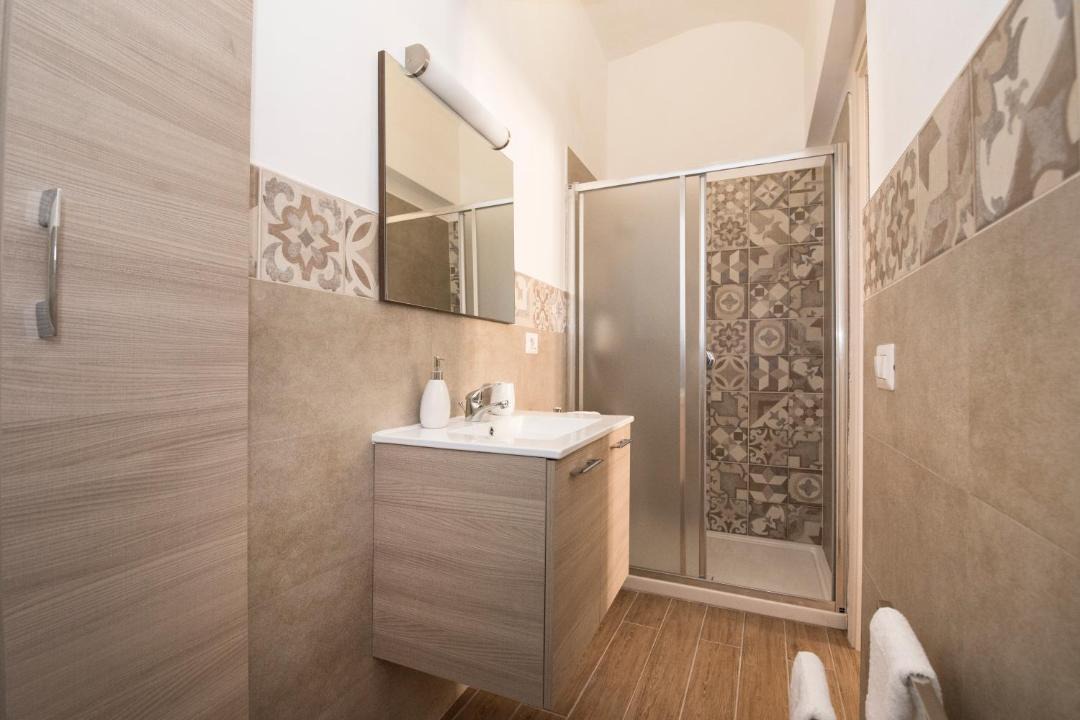 Photo of Bathroom in Noto Historic Centre