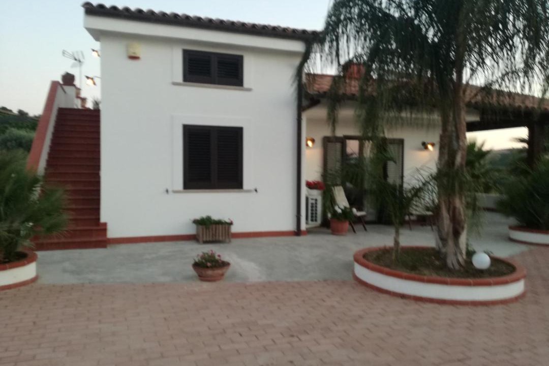 Photo of Buildings in Montallegro
