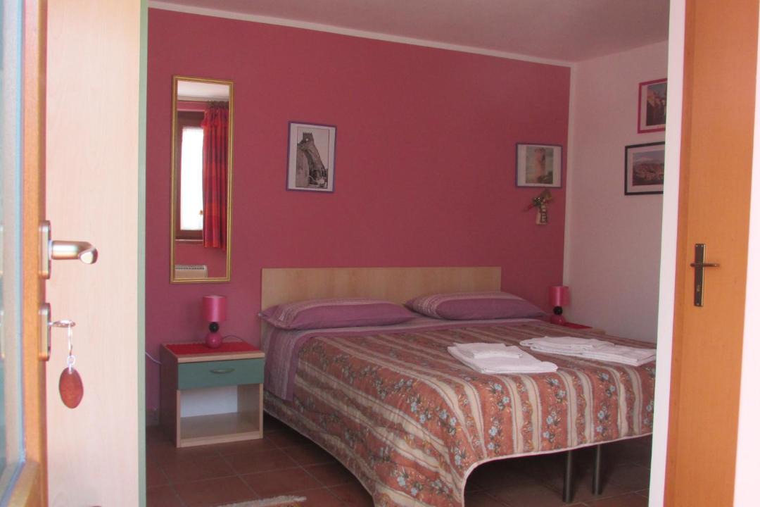 Photo of Bedroom in Gangi