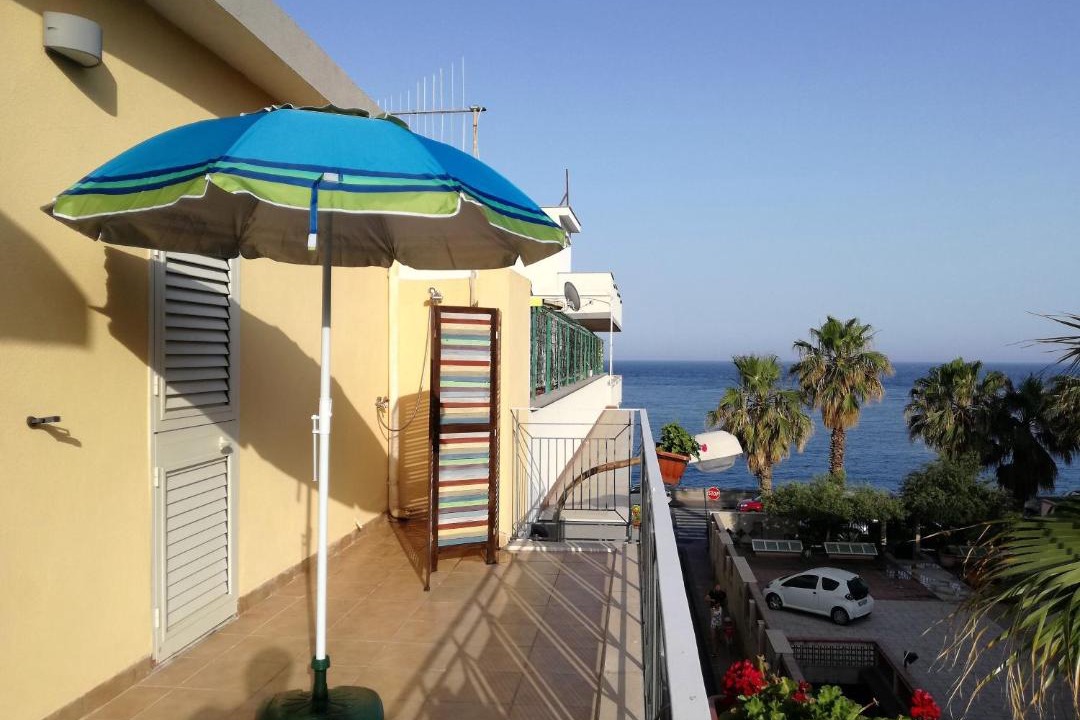 Photo of Patio Balcony in Santa Teresa di Riva