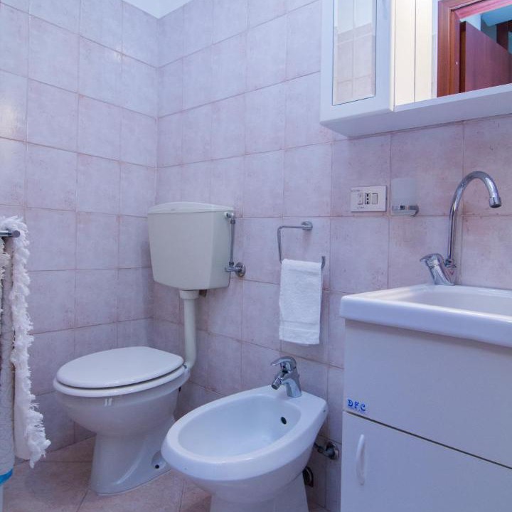 Photo of Bathroom in Palazzolo Acreide Historic Centre