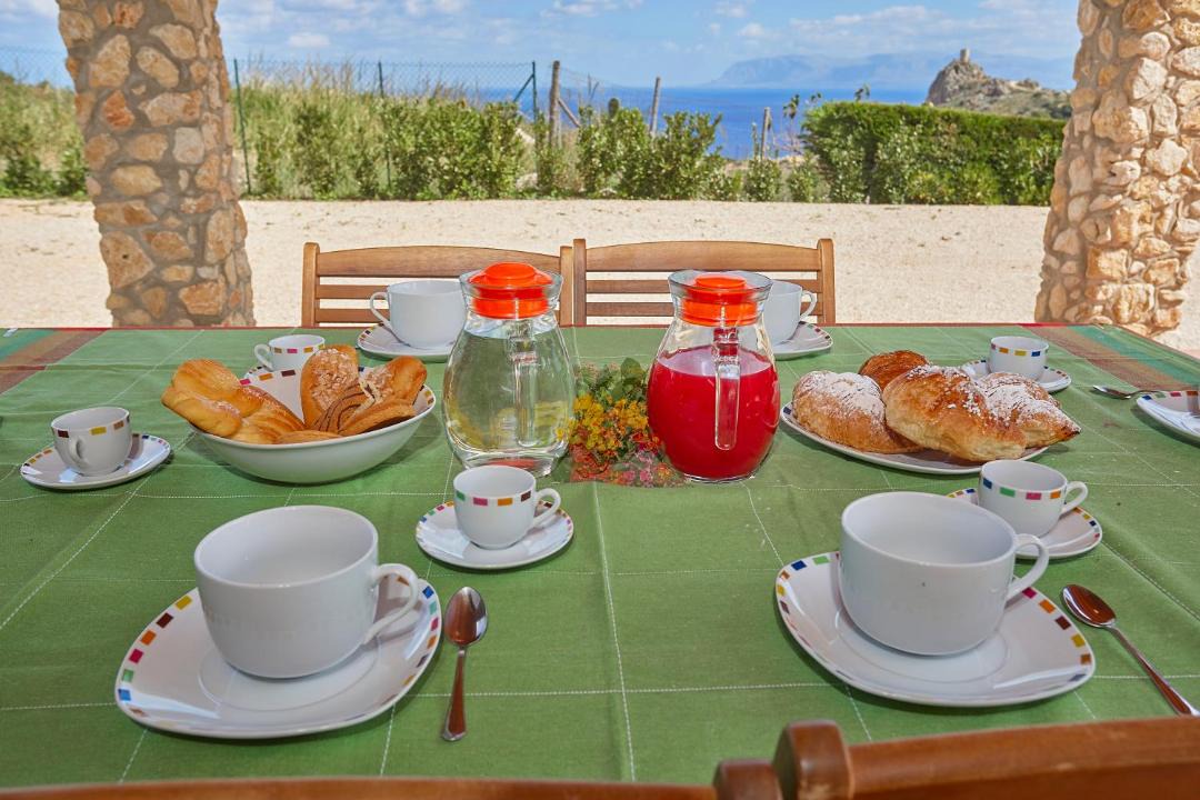 Photo of Patio Balcony in Scopello