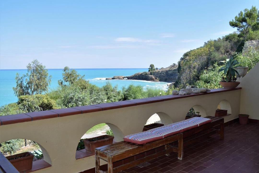 Photo of Patio Balcony in Costa Saracena-Castelluccio