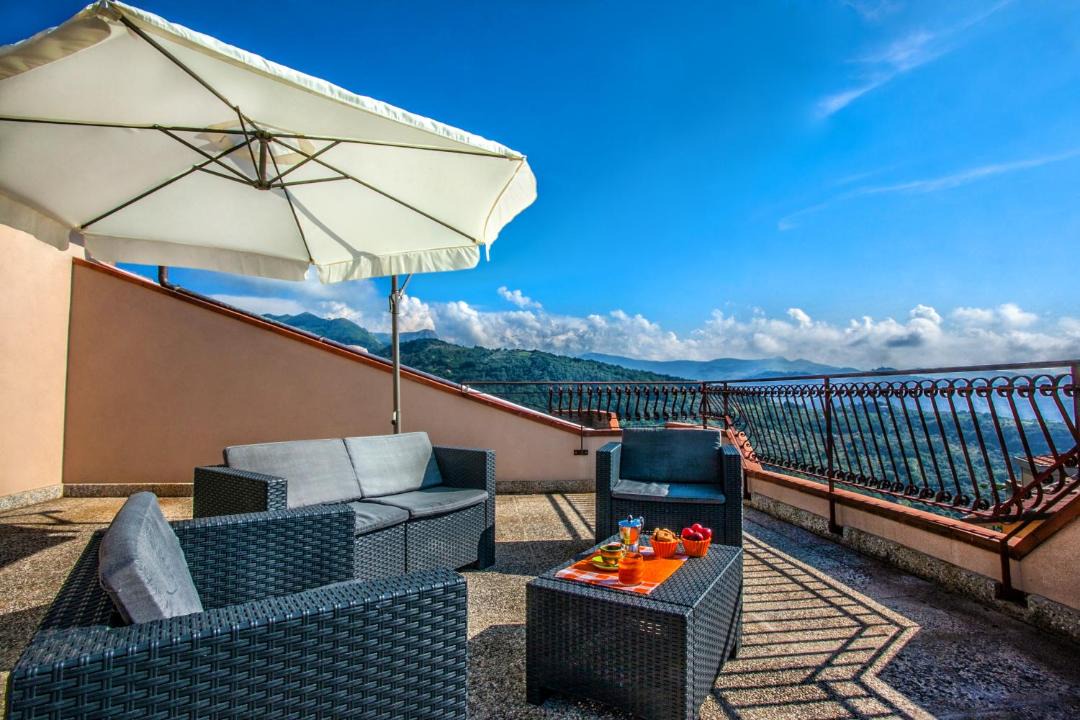 Photo of Patio Balcony in San Marco d'Alunzio