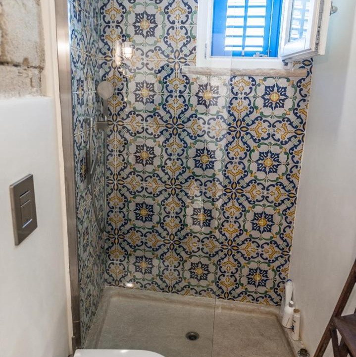 Photo of Bathroom in Marettimo