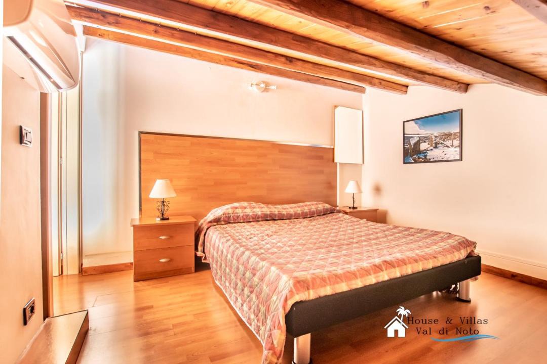 Photo of Bedroom in Palazzolo Acreide Historic Centre