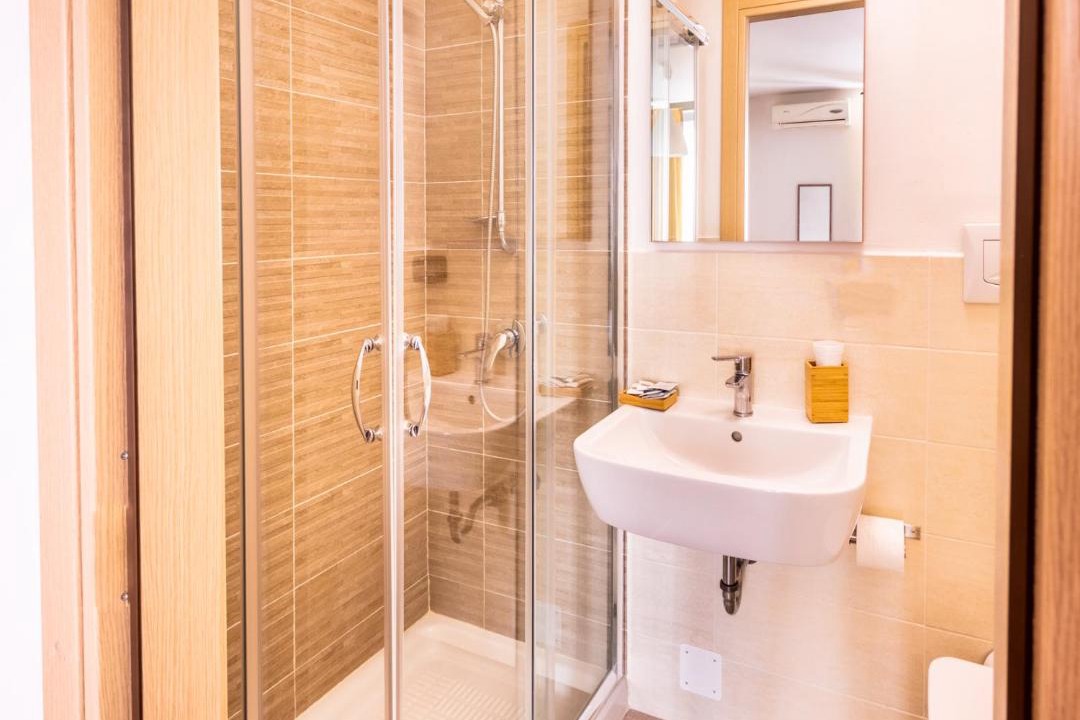 Photo of Bathroom in Palazzolo Acreide Historic Centre