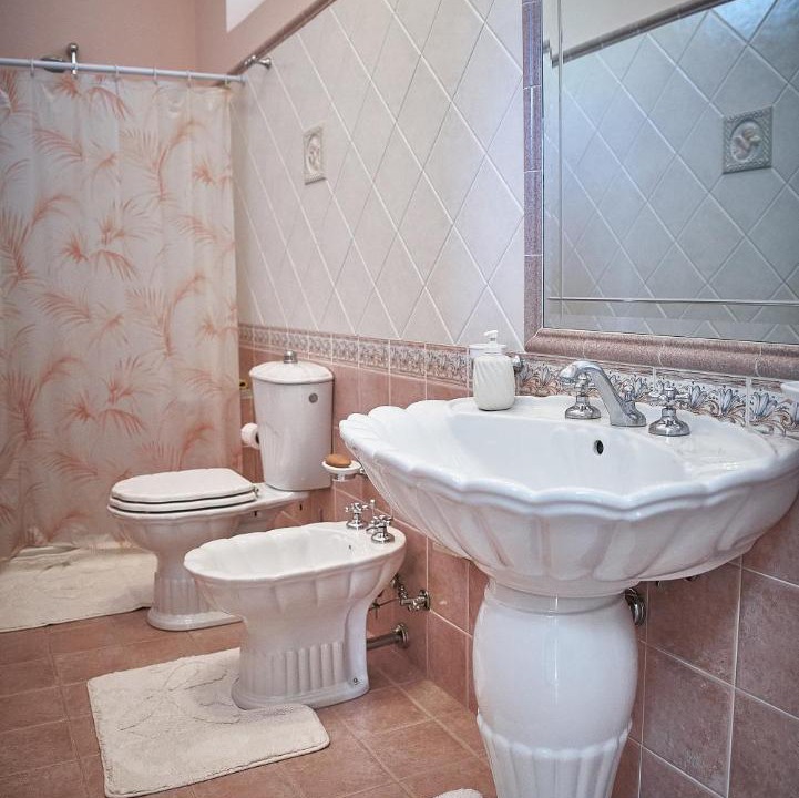 Photo of Bathroom in Cerami