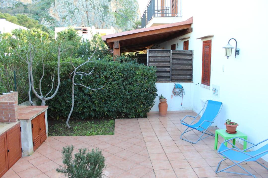 Photo of Patio Balcony in Macari