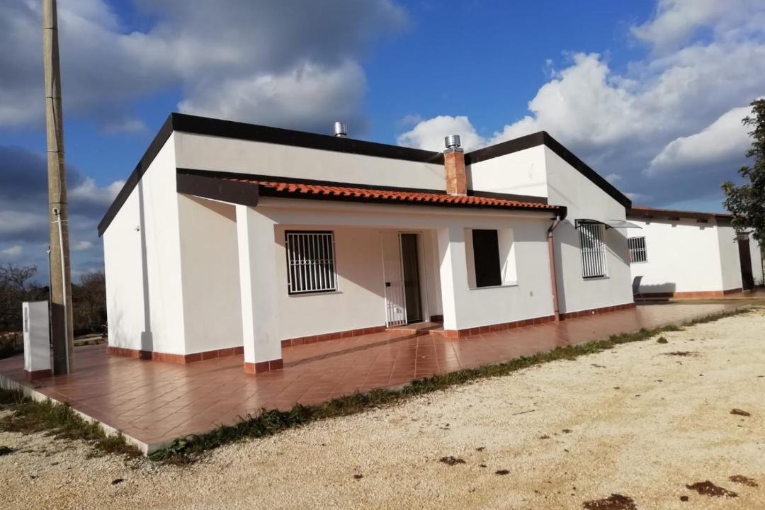 Photo of Buildings in Cassaro