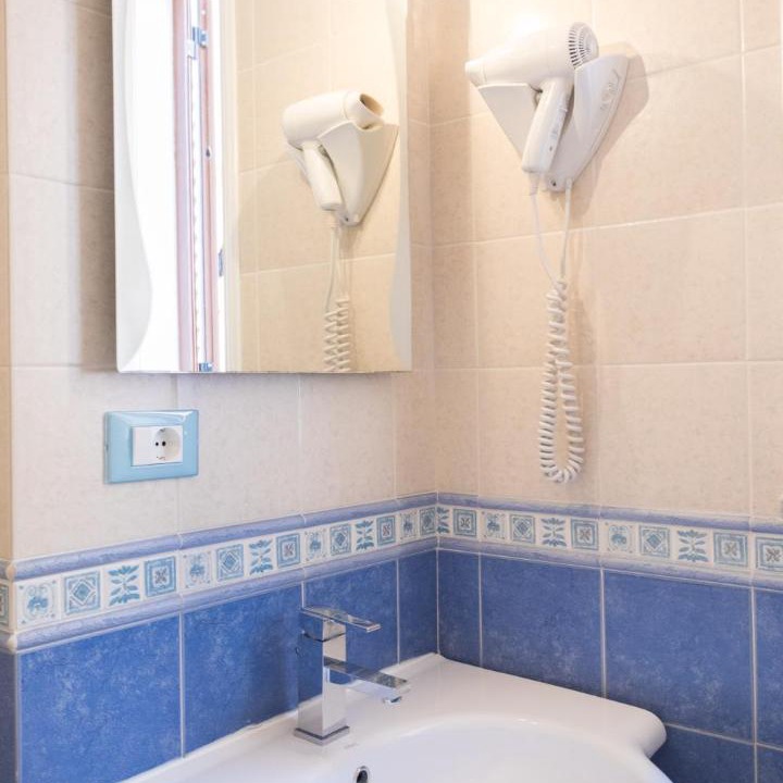 Photo of Bathroom in Mondello