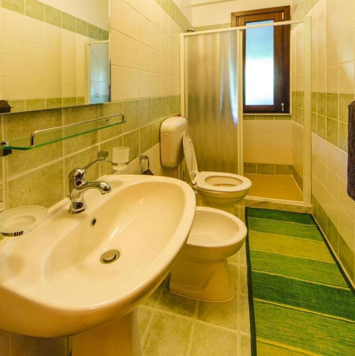 Photo of Bathroom in Contrada Pistavecchia 2