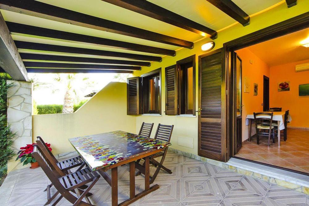 Photo of Patio Balcony in Contrada Pistavecchia 2