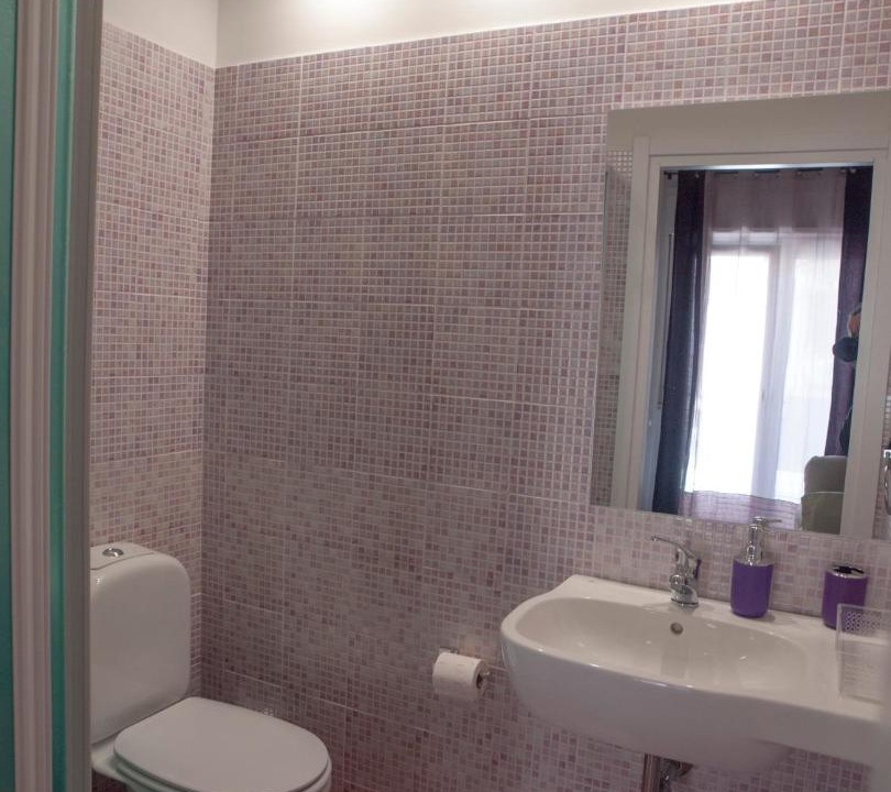 Photo of Bathroom in Zafferana Etnea