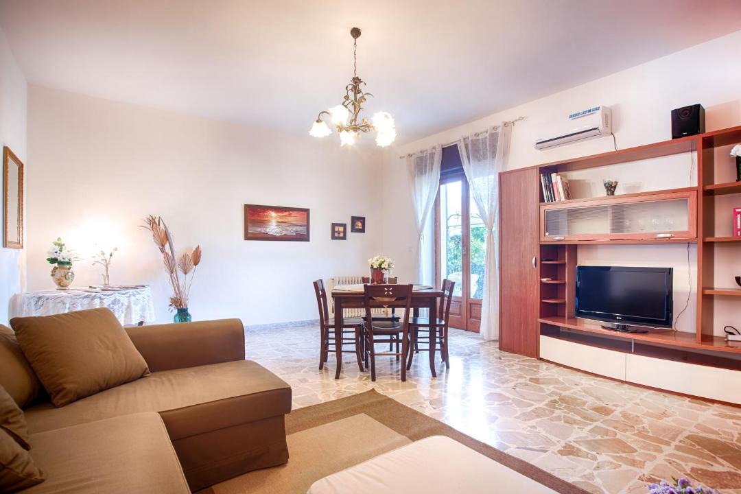 Photo of Livingroom in San Pietro Clarenza