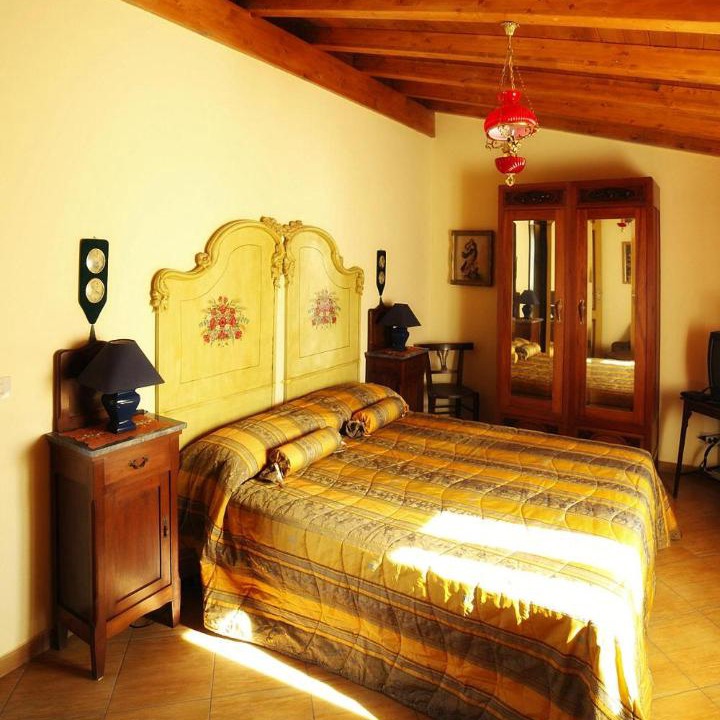 Photo of Bedroom in Mitogio