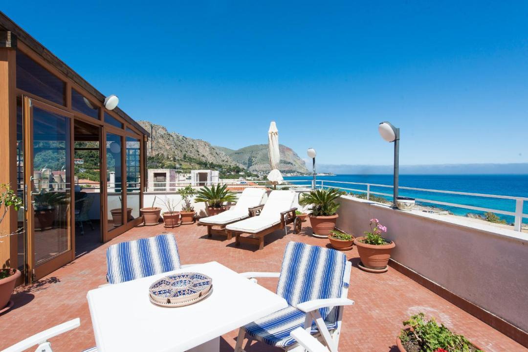 Photo of Patio Balcony in Addaura