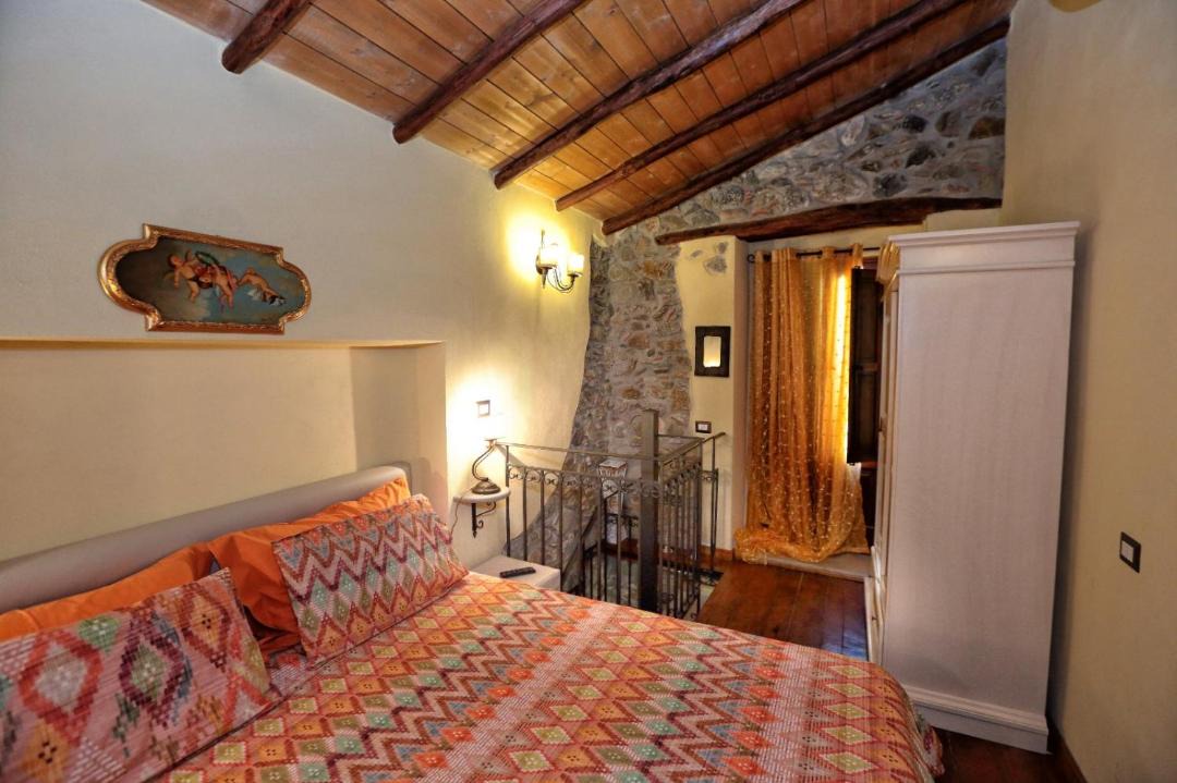 Photo of Bedroom in Brolo