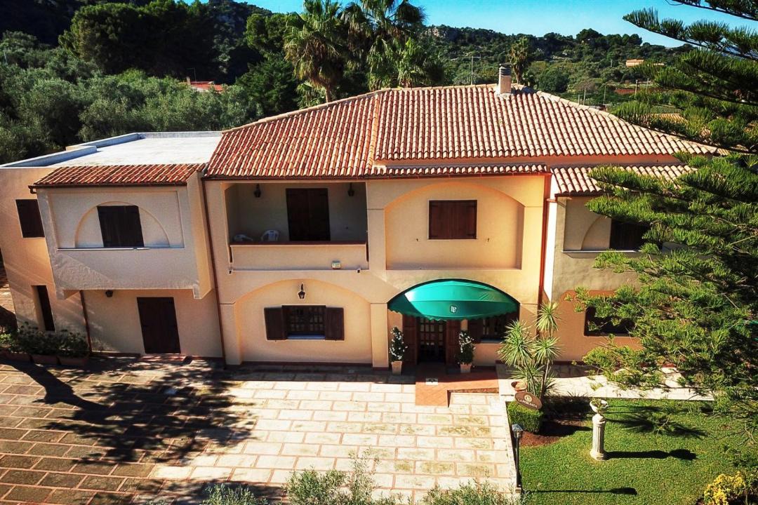 Photo of Buildings in Maeggio