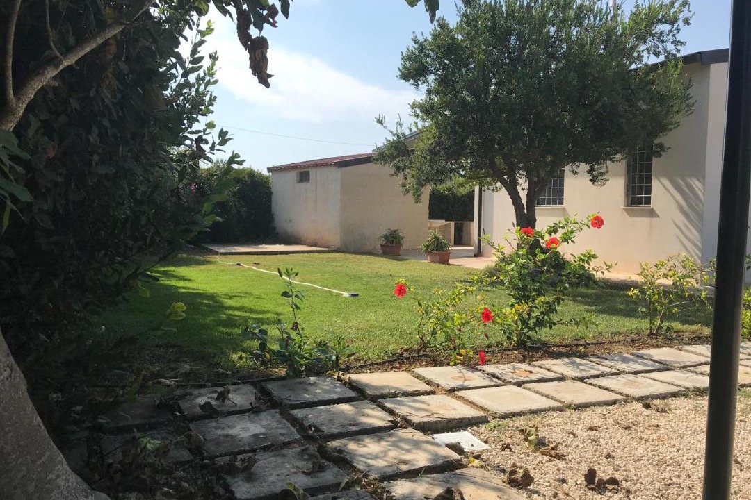 Photo of Buildings in Reitani