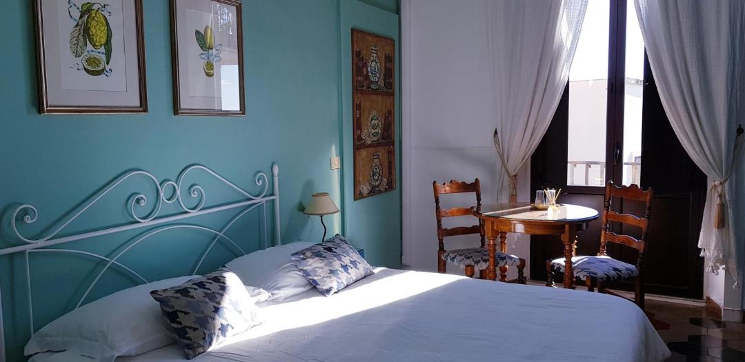 Photo of Bedroom in Taormina City Centre