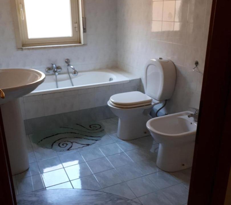 Photo of Bathroom in Floridia