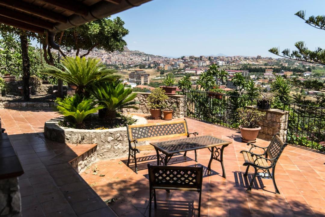 Photo of Patio Balcony in Favara