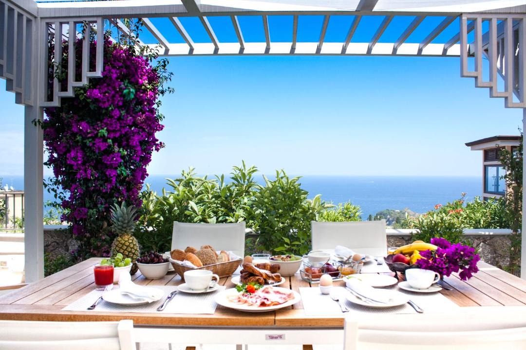 Photo of Patio Balcony in Taormina