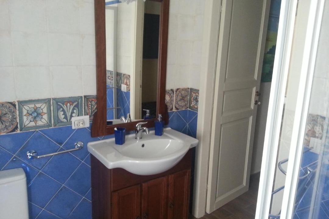 Photo of Bathroom in Ortigia