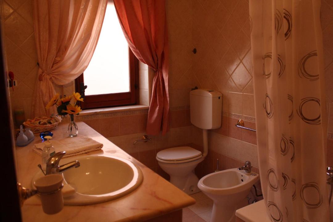 Photo of Bathroom in Trappeto