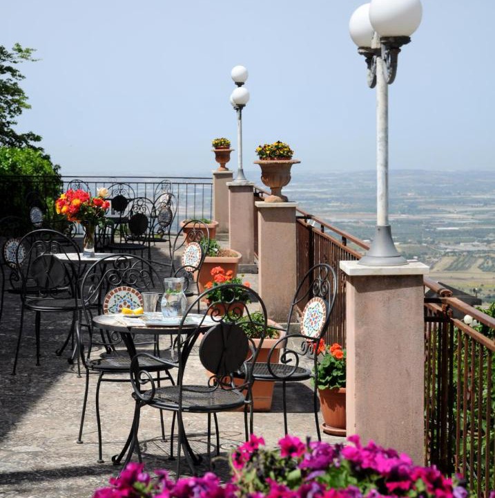 Photo of Patio Balcony in Chiaramonte Gulfi