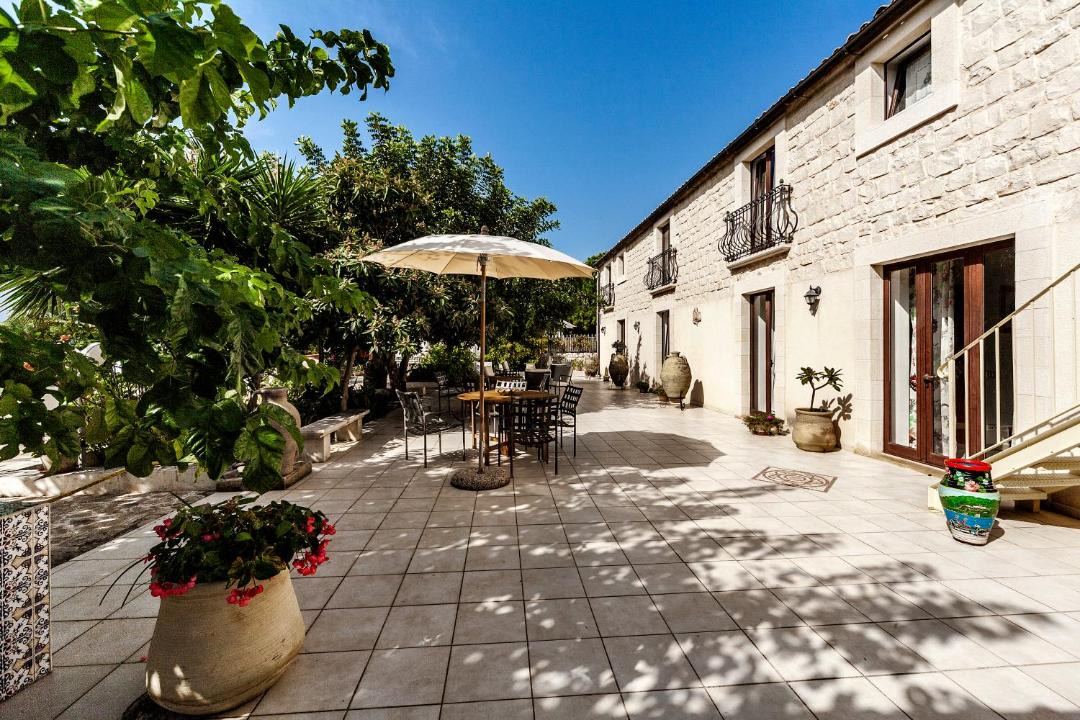 Photo of Buildings in Cava dʼAliga