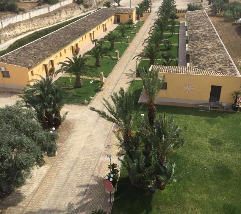 Photo of Others in Acate
