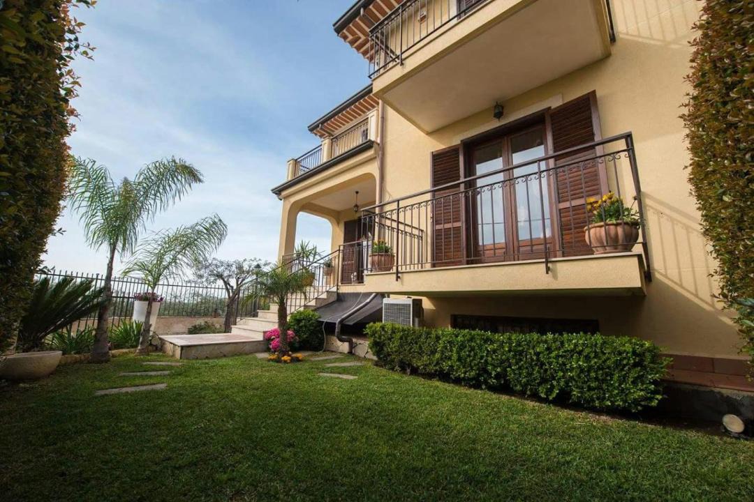 Photo of Patio Balcony in Aci Sant'Antonio