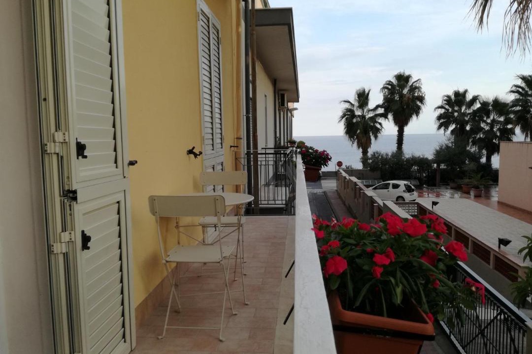 Photo of Patio Balcony in Santa Teresa di Riva