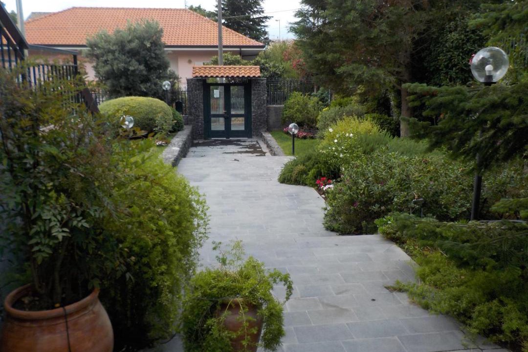 Photo of Buildings in Ragalna