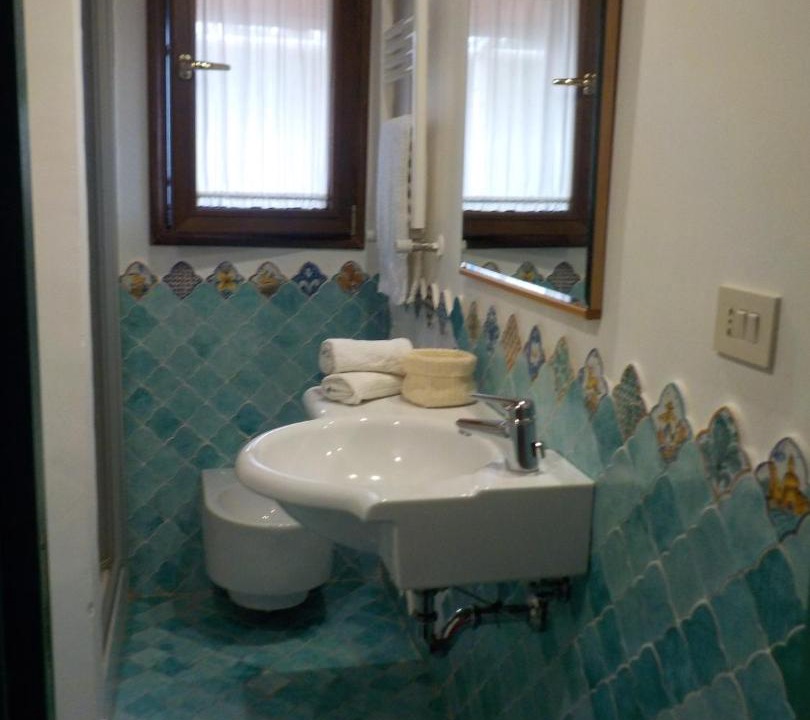 Photo of Bathroom in Ragalna