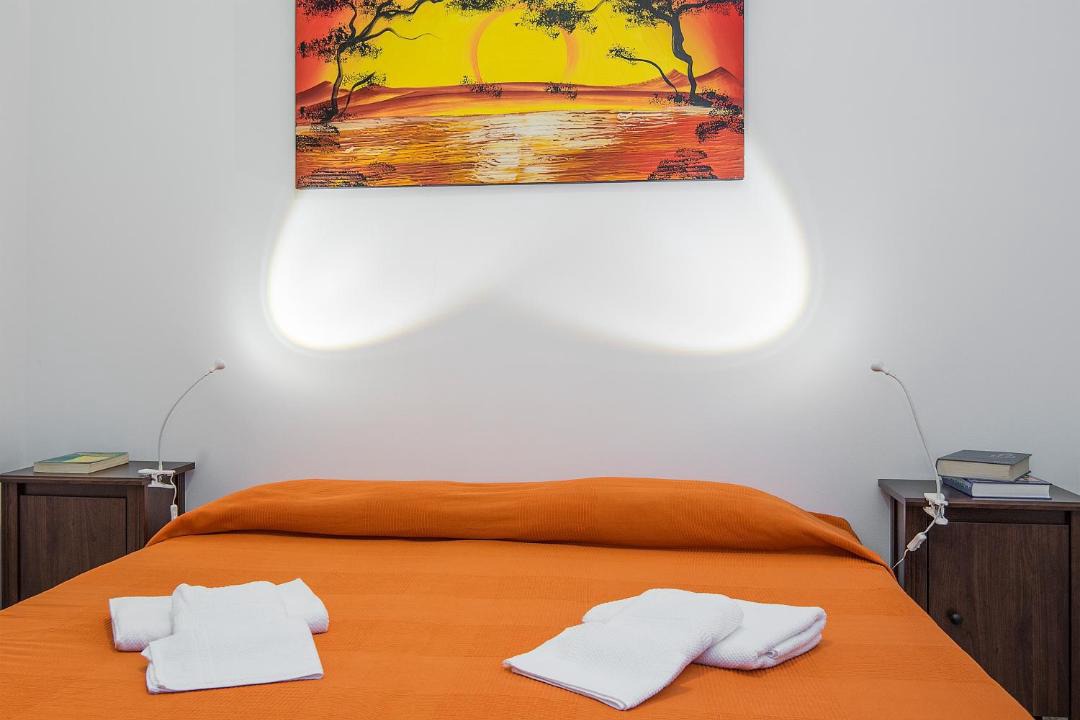 Photo of Bedroom in Noto Historic Centre