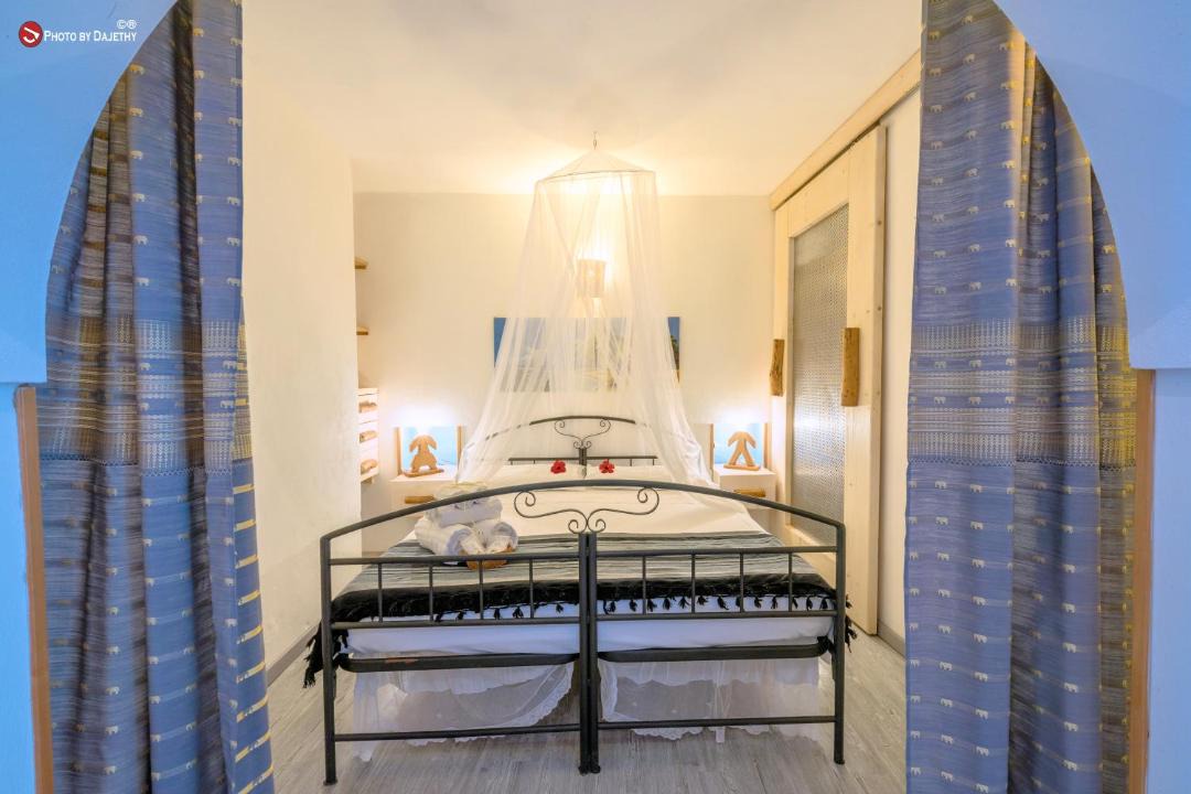 Photo of Bedroom in Kamma